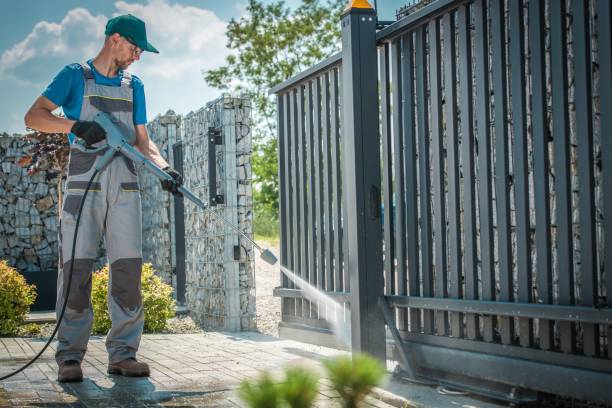 Best Gas Station Cleaning  in Bronson, FL